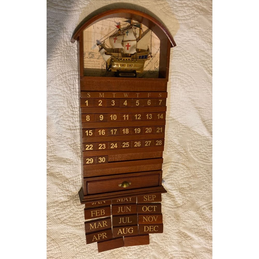 Heritage Mint Perpetual Wooden Nautical Decor Calendar "Santa Maria" Ship